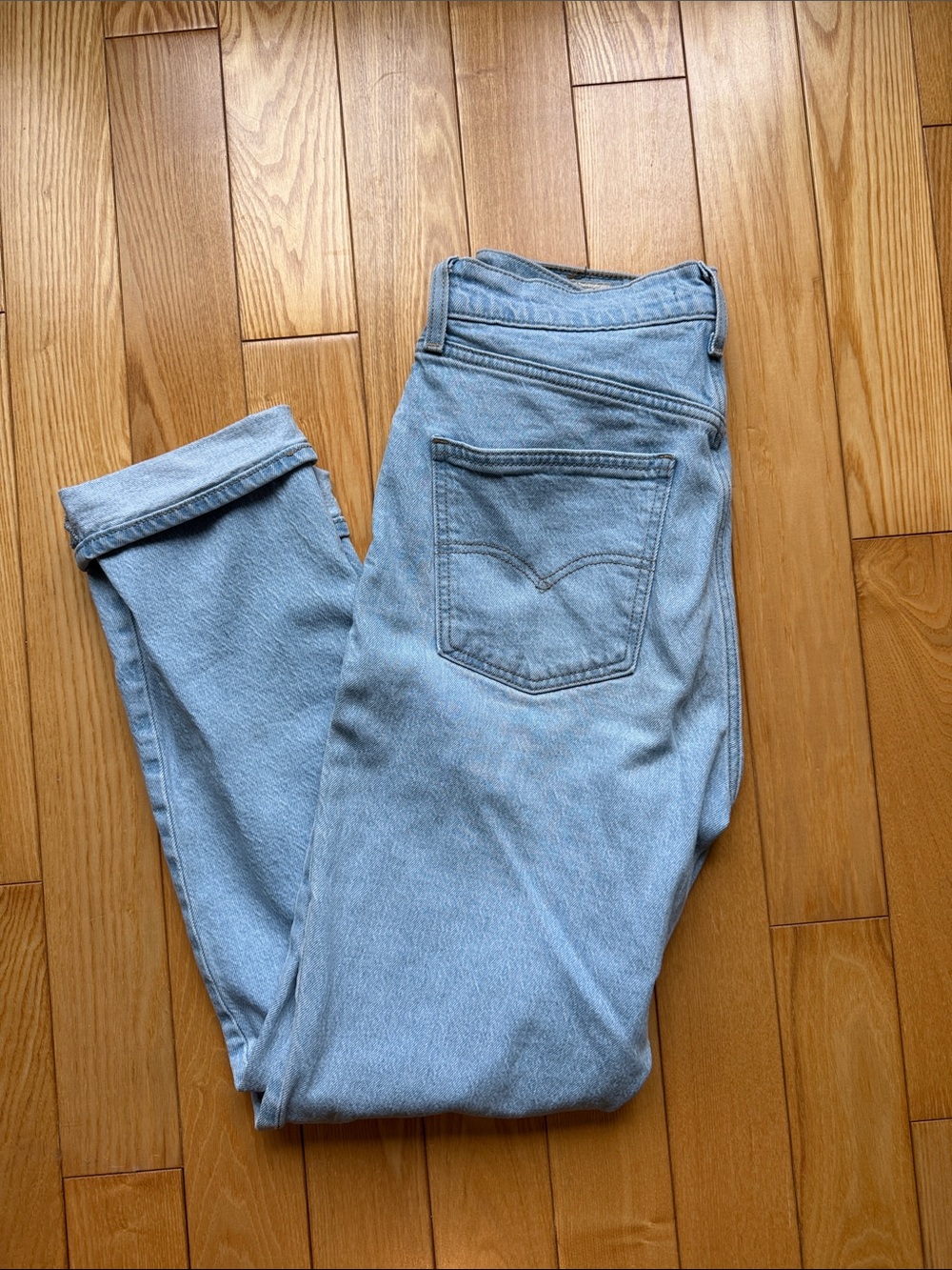 Levis 70’s Slim Straight